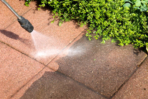 Why Choose Our Certified Pressure Washing Experts for Your Project Needs in Pixley, CA?